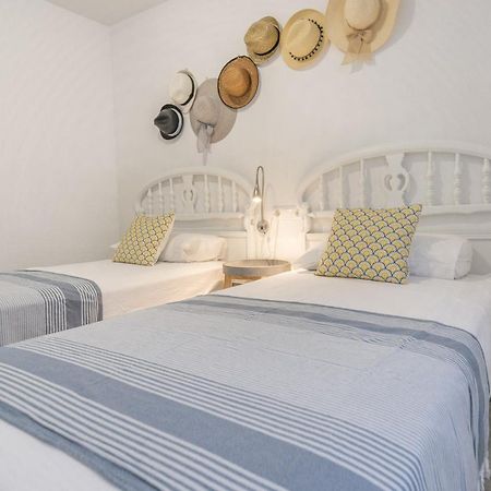 Coral Paradise Apartment With Swimming Pool 拉海瑞德拉 外观 照片