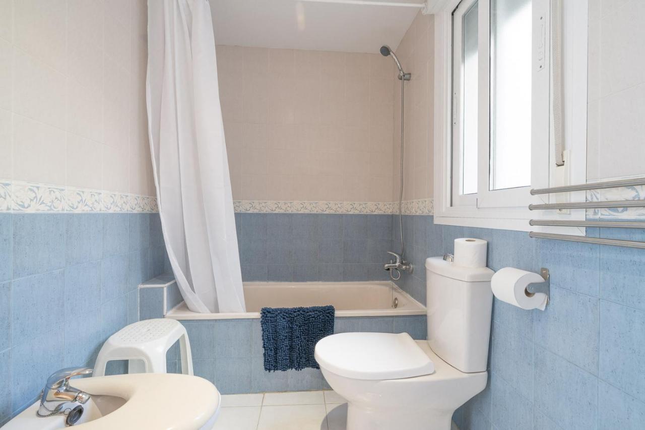 Coral Paradise Apartment With Swimming Pool 拉海瑞德拉 外观 照片