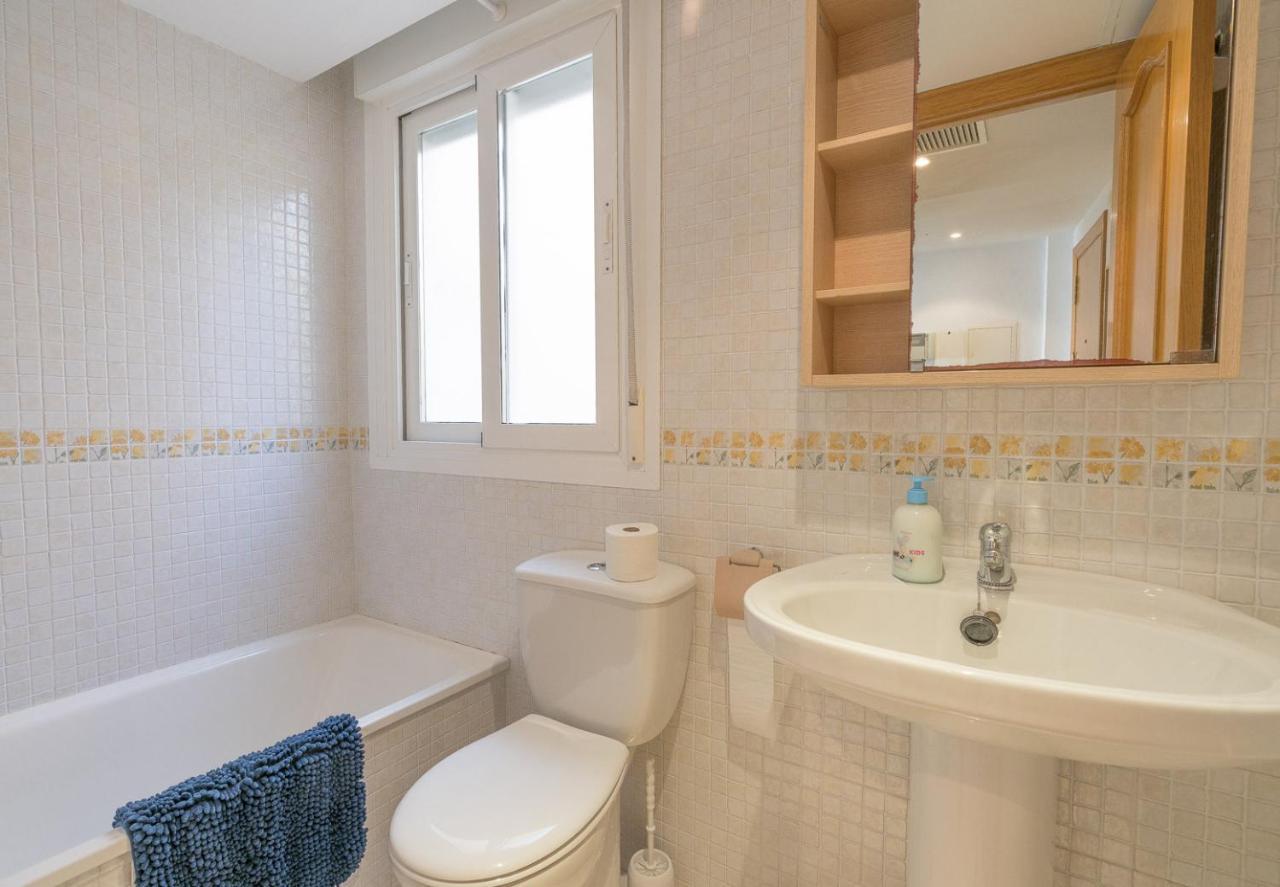 Coral Paradise Apartment With Swimming Pool 拉海瑞德拉 外观 照片
